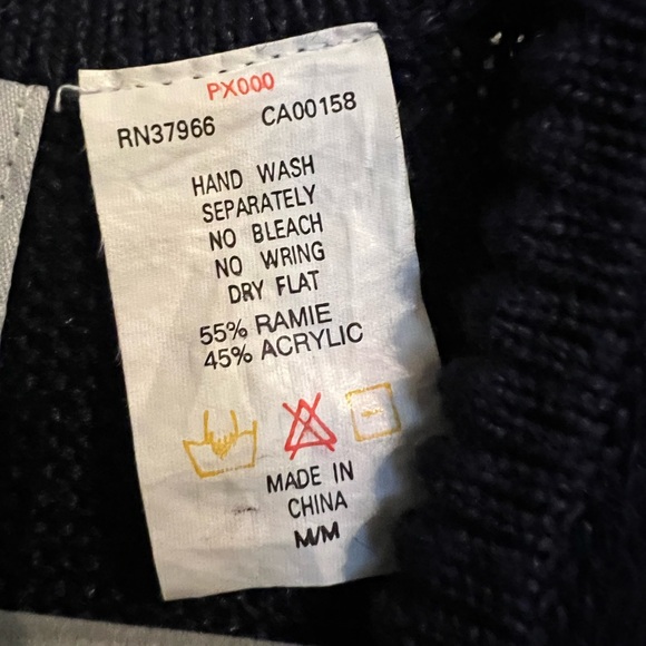 Vintage Jantzen Women's Floral Embroidered by Hand Knit Navy Blue Vest, Size M - Picture 6 of 12